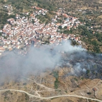 Estabilizado el incendio de Eljas (Cáceres)