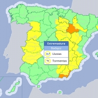 Amplían los avisos por fuertes tormentas a toda Extremadura
