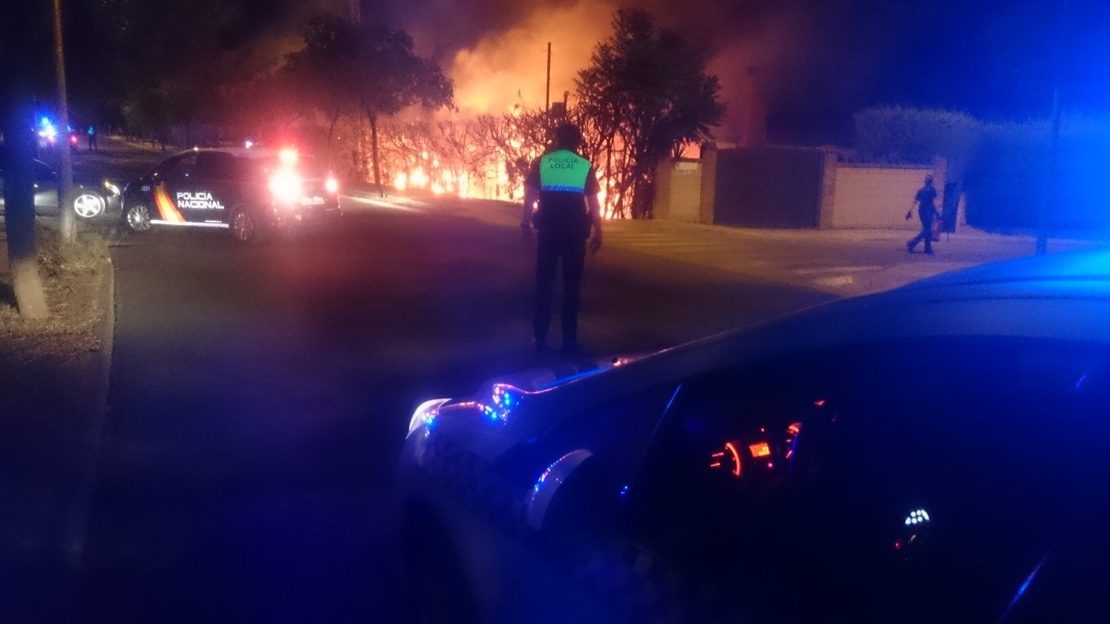Desalojan una vivienda en las Vaguadas esta madrugada por un incendio