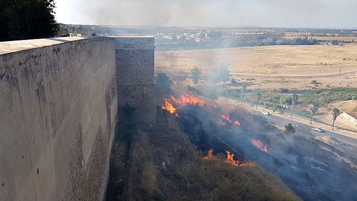 Esta es la imagen que ofrecerá La Alcazaba durante la Noche en Blanco