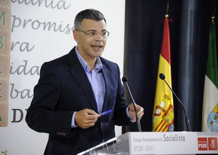 PSOE pide a Rajoy que colabore con la Junta para luchar contra el paro