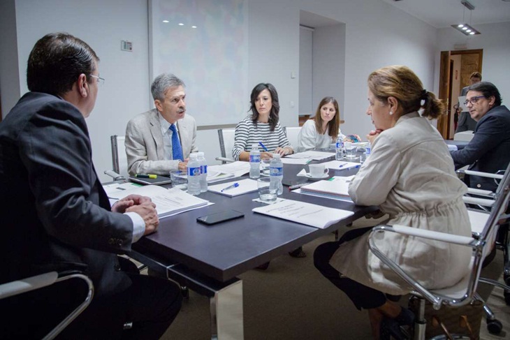 La Junta destinará 8 millones a regenerar los terrenos adehesados privados