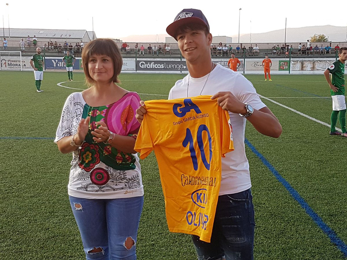 El Moralo brinda una gran victoria a Oliver Torres