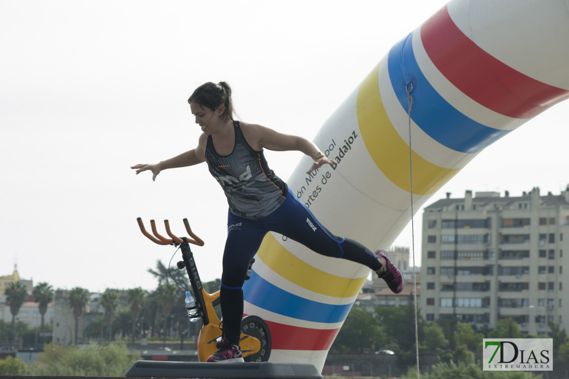 Los pacenses se pone en forma en el parque del Guadiana