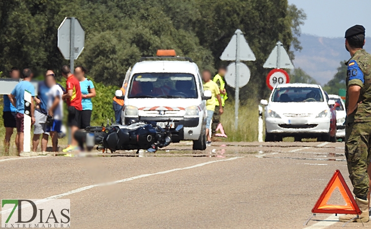 Un joven herido en un accidente en Valdebótoa (Badajoz)