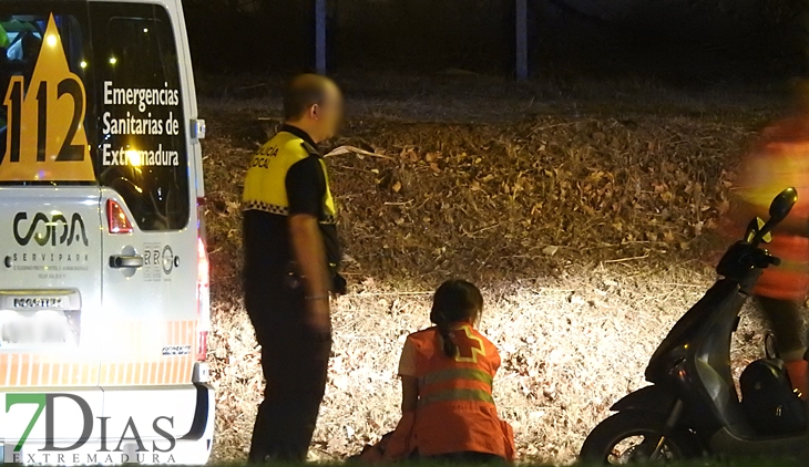 Dos heridos en un accidente en la rotonda de Carrefour Valverde (Badajoz)