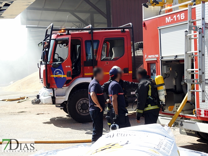 Incendio en la fábrica COEXMA‘09 de Mérida