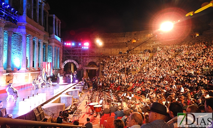 Los extremeños hablan sobre la gala del Día de Extremadura