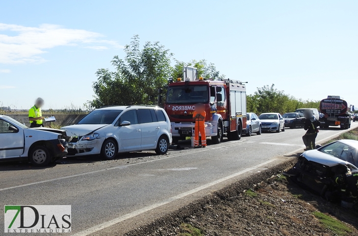 Grave accidente en la carretera de Montijo