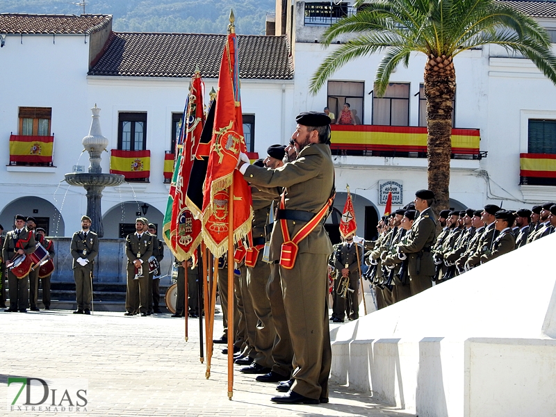 Vara asiste a la Jura de Bandera celebrada en Herrera del Duque