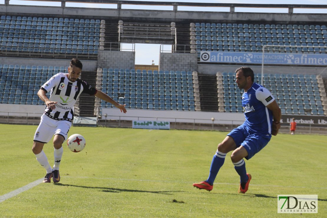 Imágenes del CD. Badajoz 0 - 2 UD. Melilla