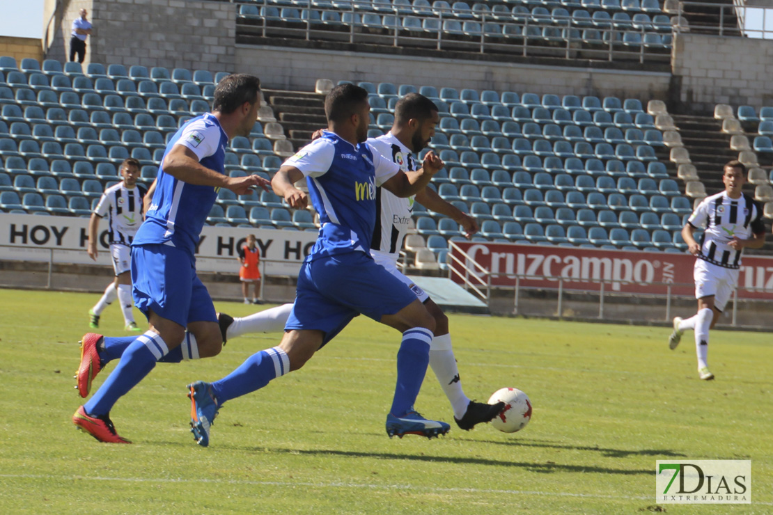 Imágenes del CD. Badajoz 0 - 2 UD. Melilla