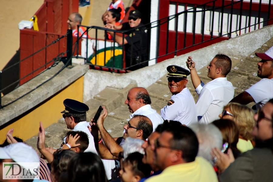 Exhibición de la Policía Nacional en la Plaza de Toros de Badajoz