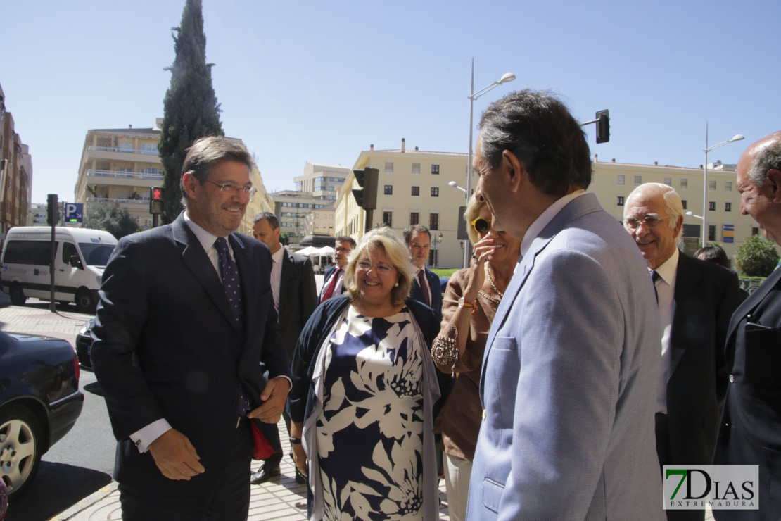 El Colegio de Abogados de Badajoz acoge la visita del ministro de Justicia