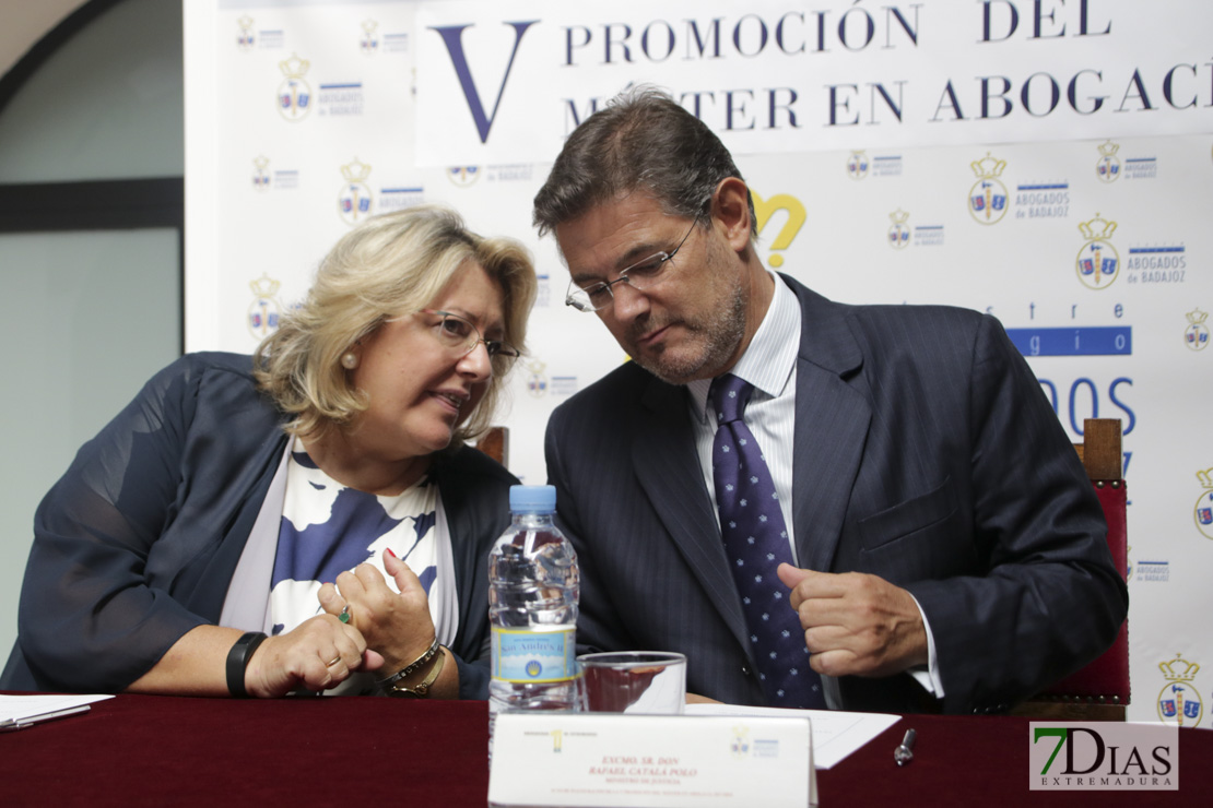El Colegio de Abogados de Badajoz acoge la visita del ministro de Justicia