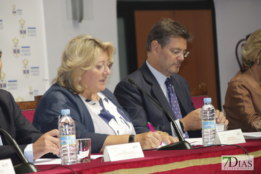 El Colegio de Abogados de Badajoz acoge la visita del ministro de Justicia