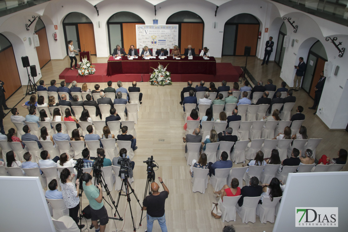 El Colegio de Abogados de Badajoz acoge la visita del ministro de Justicia