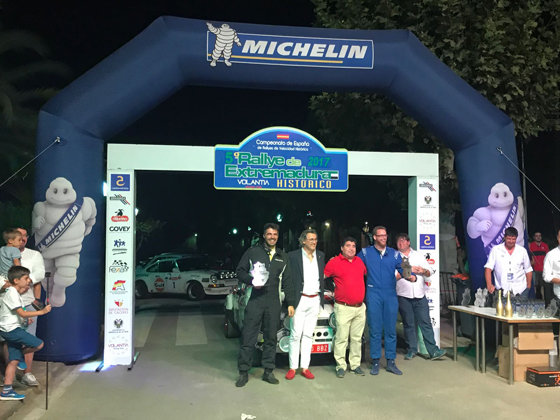 Alonso y Belzunces se llevan el triunfo en el V Rallye de Extremadura Histórico