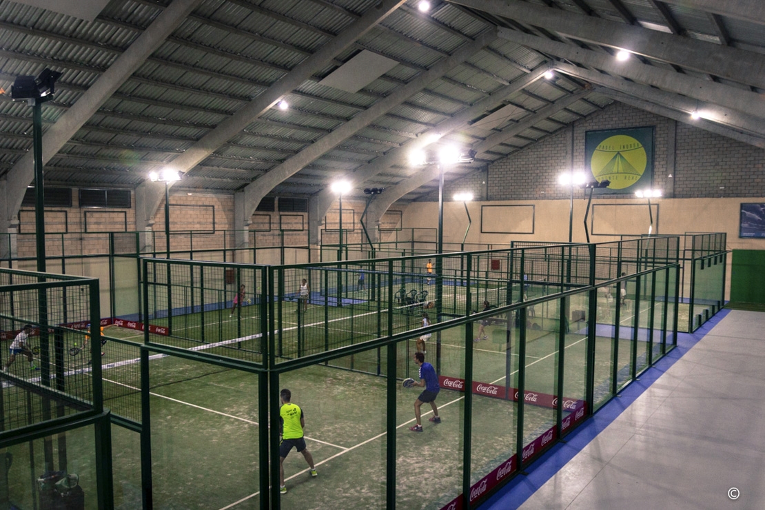 El pádel pacense está de enhorabuena con la inauguración del Padel Indoor Puente Real