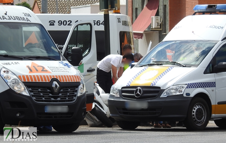 Accidente de tráfico en el Puente Nuevo (Badajoz)