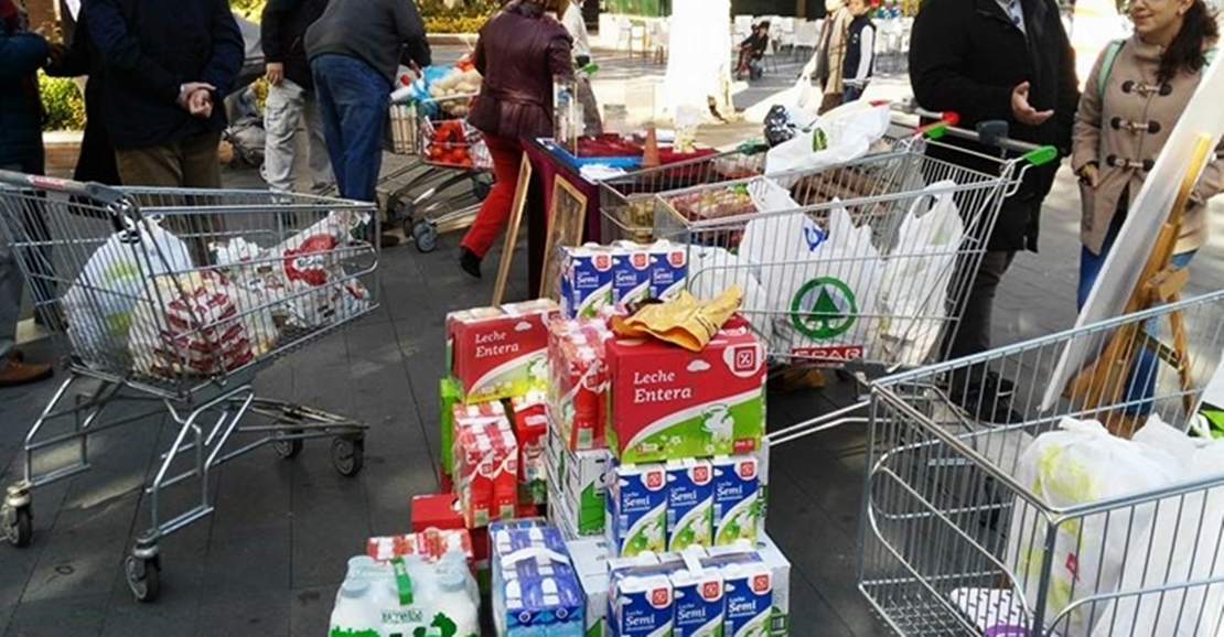La Vera Cruz realiza una campaña de recogida de alimentos en el Paseo de San Francisco