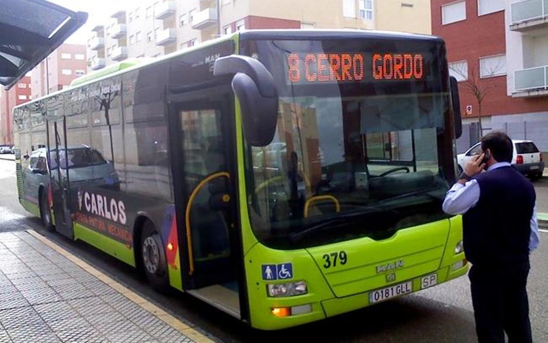 Cerro Gordo pide una segunda línea de autobús