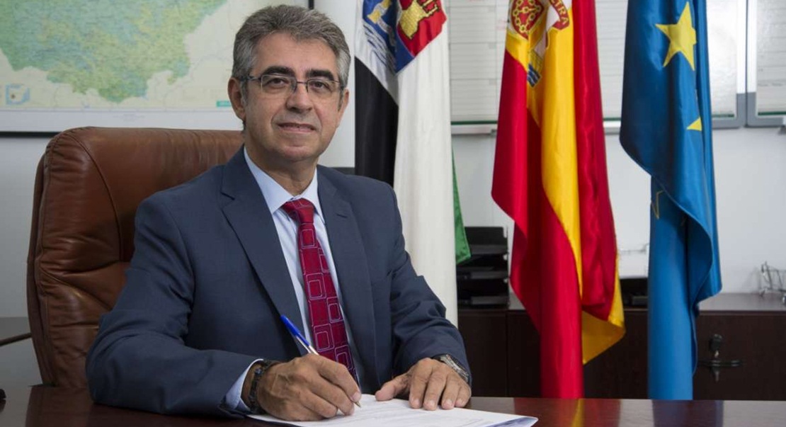 La Junta asegura haber invertido más de 3 millones en el comercio rural