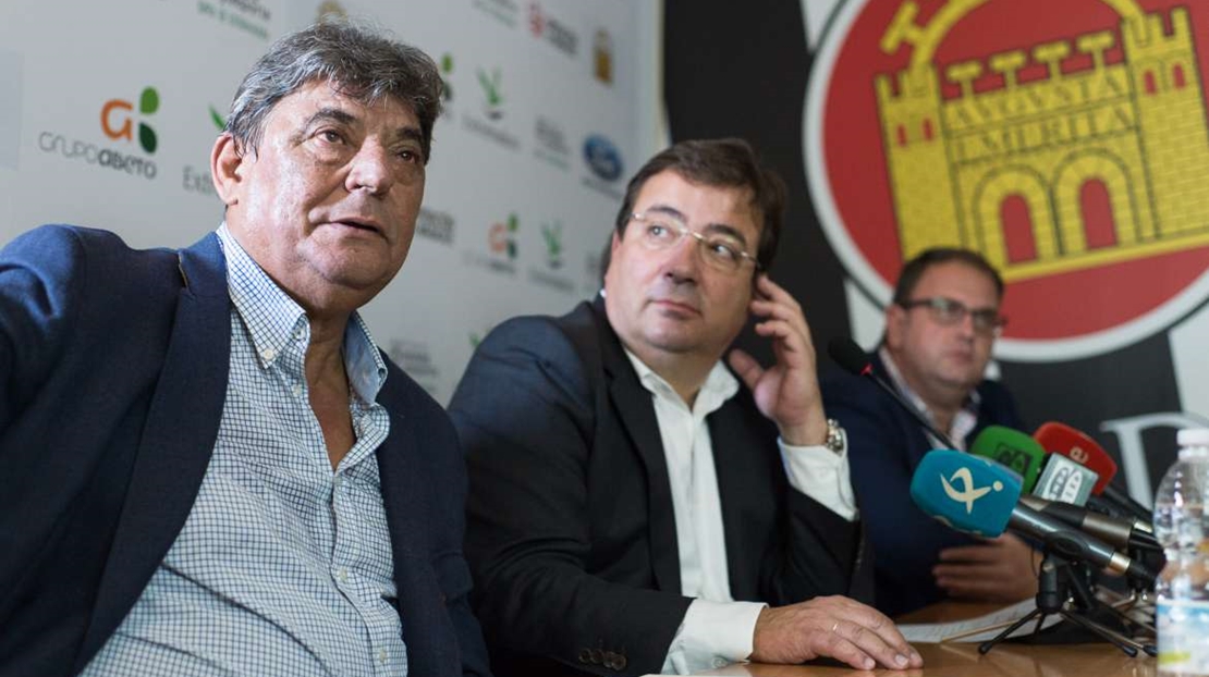 José Fouto nombrado presidente de honor del Mérida AD