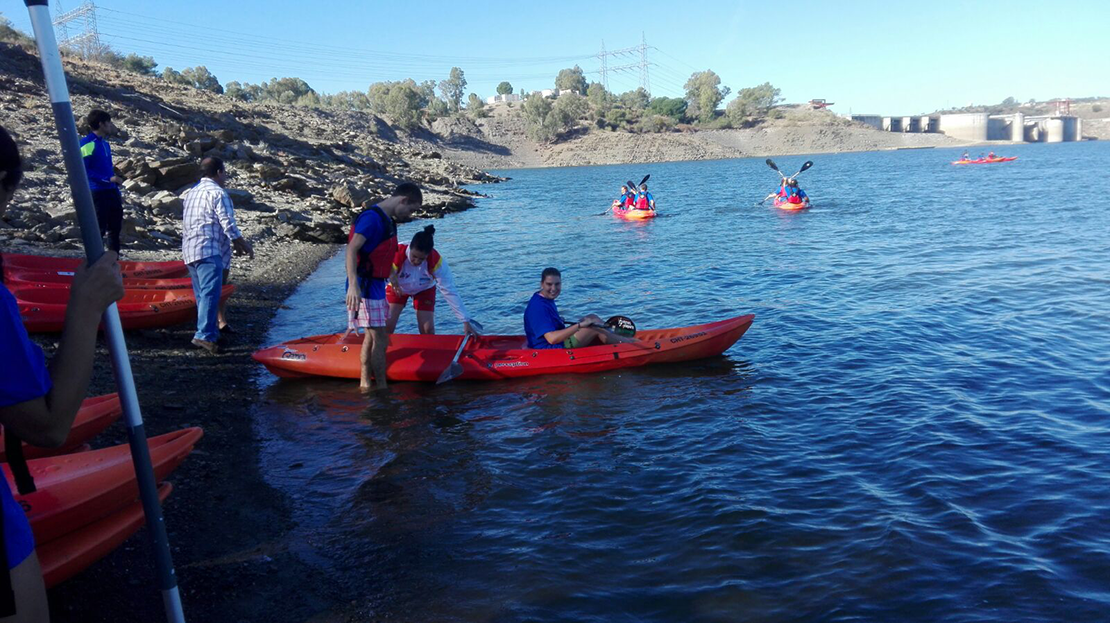 Elena Ayuso participa en el III Clinic de Paracanoe Tajo Internacional