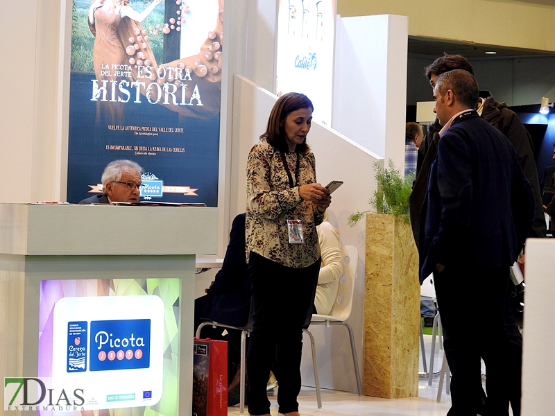 Ambiente en el stand de Extremadura en la Feria Fruit Attraction 2017