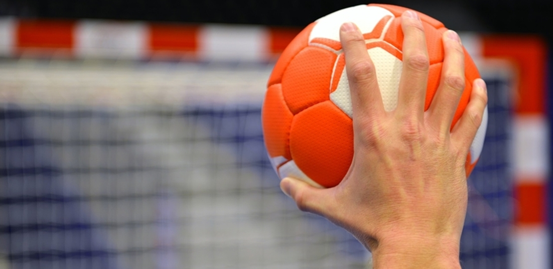 Homenaje a los jugadores de balonmano oliventinos de los 90