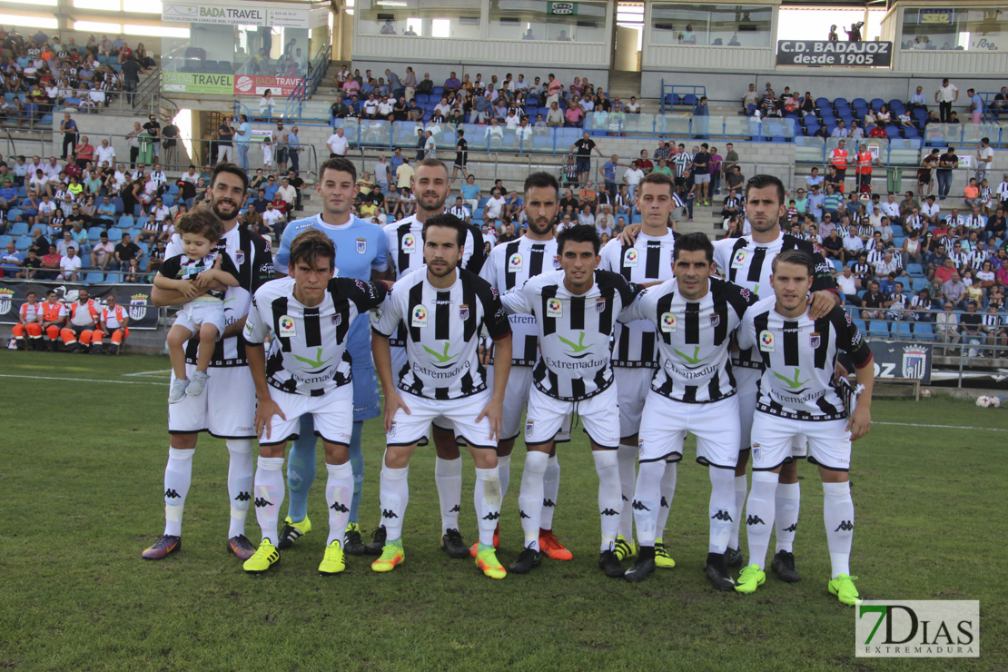 Imágenes del CD. Badajoz 3 - 0 Córdoba B