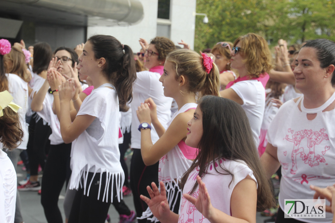 Imágenes del zumba solidario contra el cáncer de mama