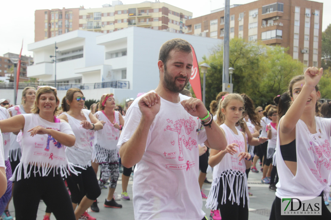 Imágenes del zumba solidario contra el cáncer de mama