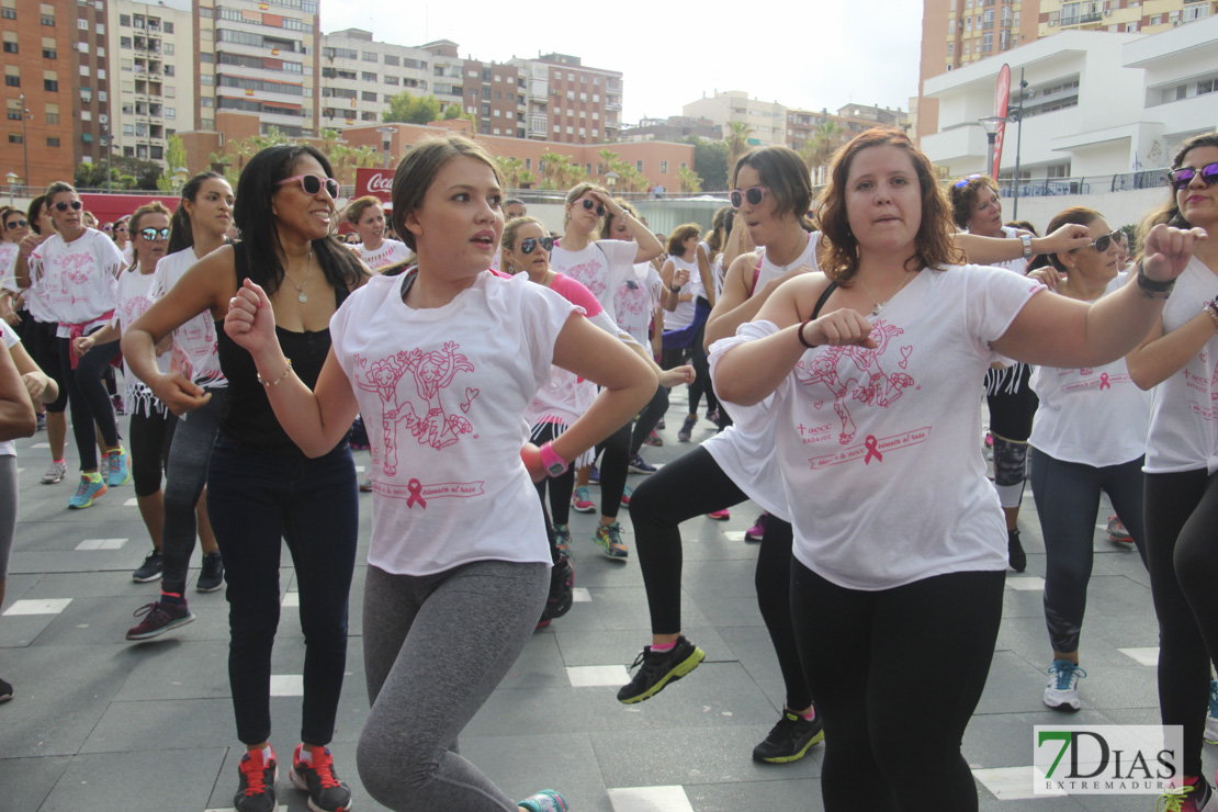 Imágenes del zumba solidario contra el cáncer de mama