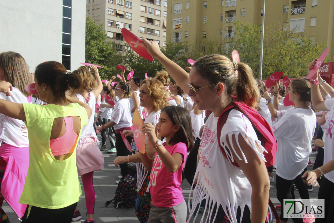 Imágenes del zumba solidario contra el cáncer de mama