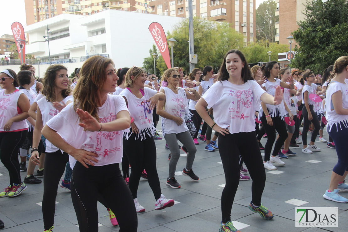 Imágenes del zumba solidario contra el cáncer de mama