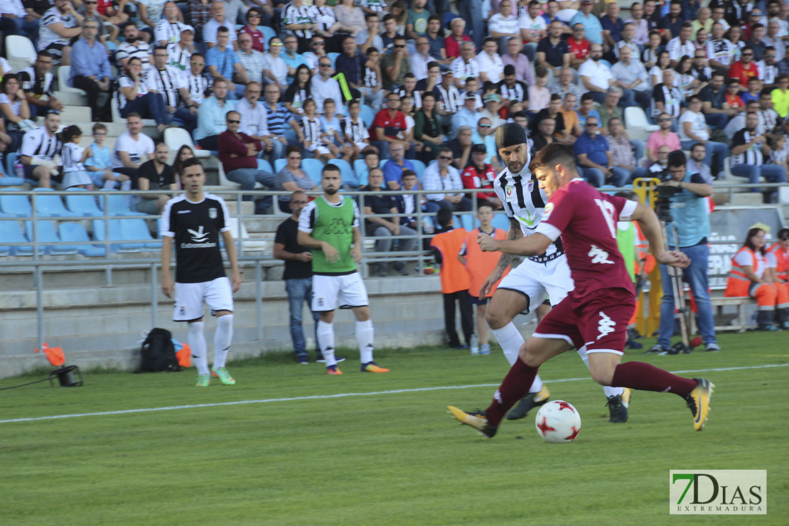 Imágenes del CD. Badajoz 2 - 2 CD. San Fernando