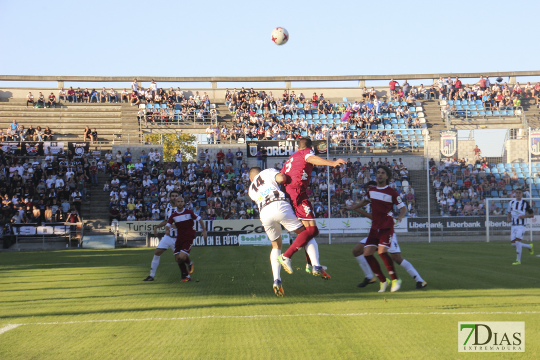 Imágenes del CD. Badajoz 2 - 2 CD. San Fernando