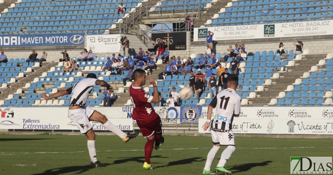 El CD. Badajoz consigue un trabajado empate