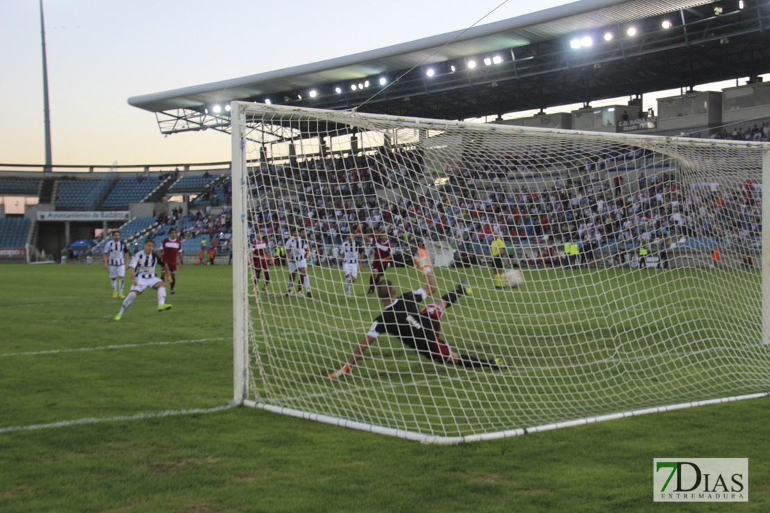 Imágenes del CD. Badajoz 2 - 2 CD. San Fernando