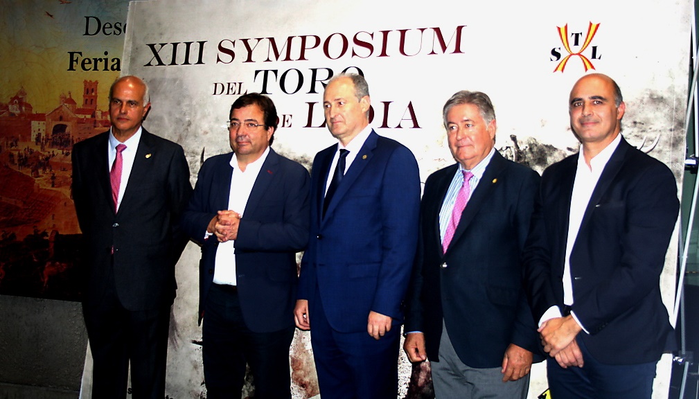 El XIII Symposium del Toro de Lidia de Zafra cierra con cerca de 300 participantes