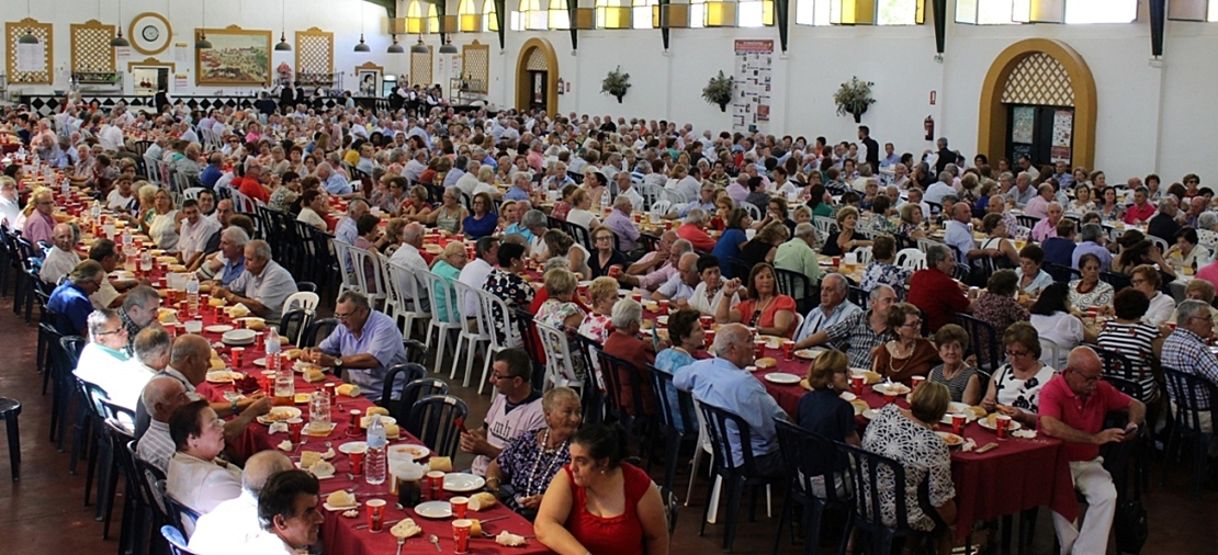 La Feria de Zafra ha celebrado la ‘Matinée Nuestros Mayores’