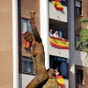 Multitud de pacenses celebran el día de la Fiesta Nacional en Badajoz
