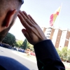 Multitud de pacenses celebran el día de la Fiesta Nacional en Badajoz