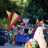Multitud de pacenses celebran el día de la Fiesta Nacional en Badajoz