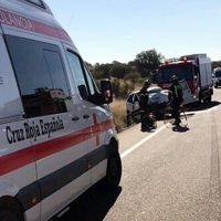 Tres heridos en una colisión con atrapados en la provincia de Badajoz