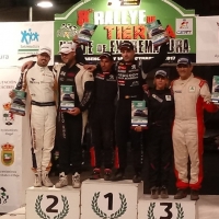 ‘Cohete’ Suárez gana el Rally Tierra Norte de Extremadura