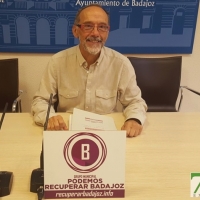 Podemos: &quot;Desratizan un colegio de Badajoz con un año de retraso&quot;