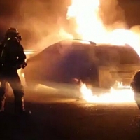 Arde otro vehículo durante la madrugada en Badajoz